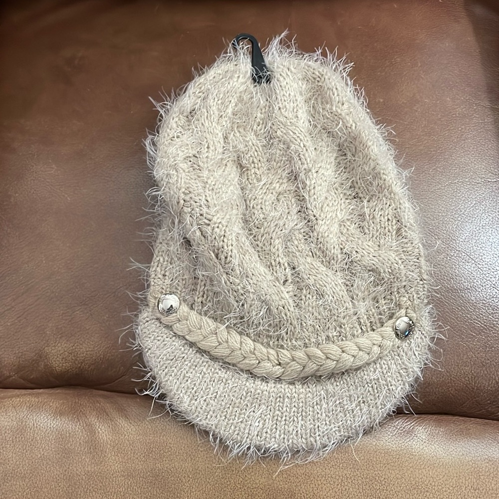 Women’s Calvin Klein Beige Knit Hat